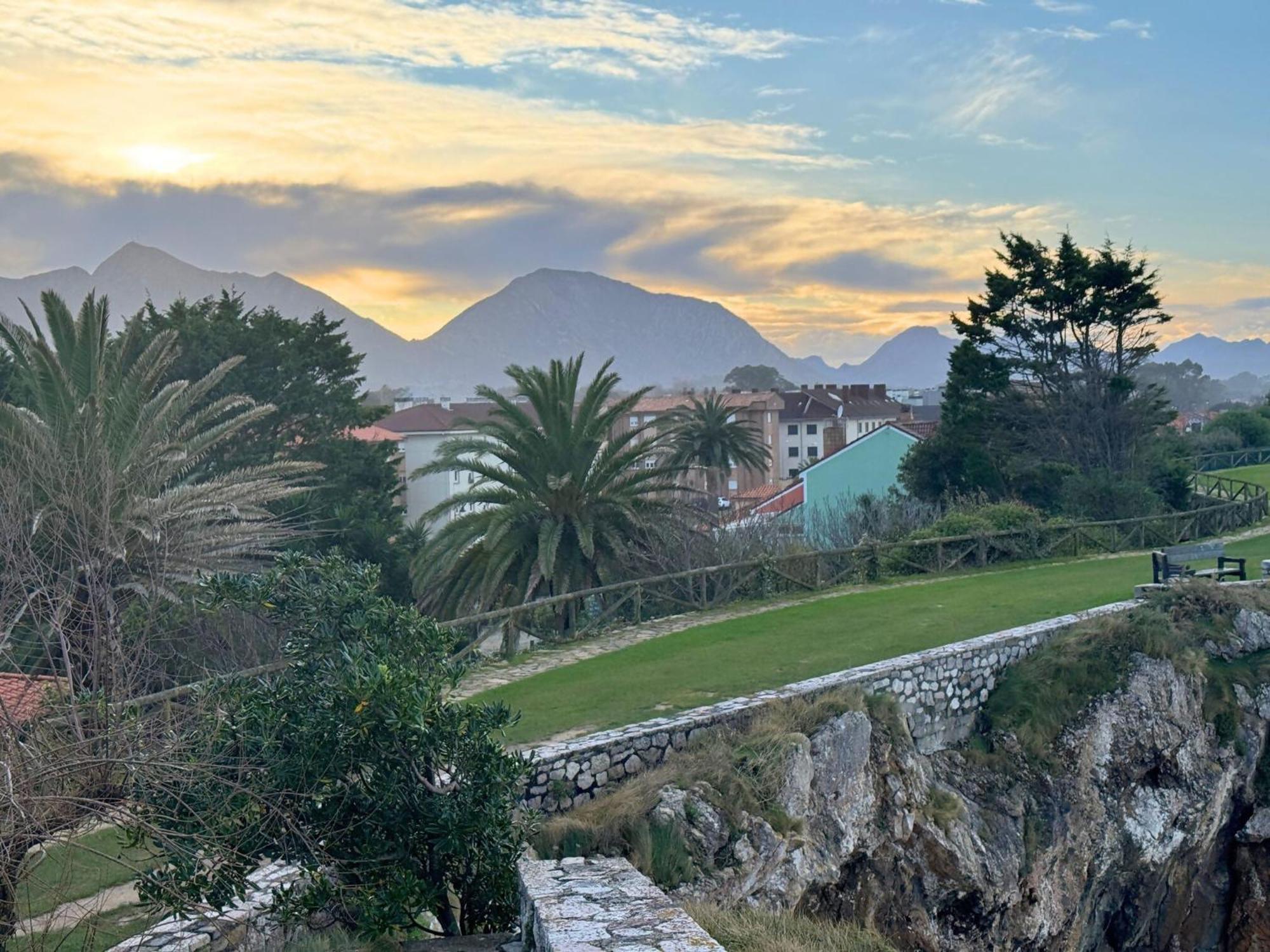 Apartamento Penaquinera En Llanes Exteriér fotografie